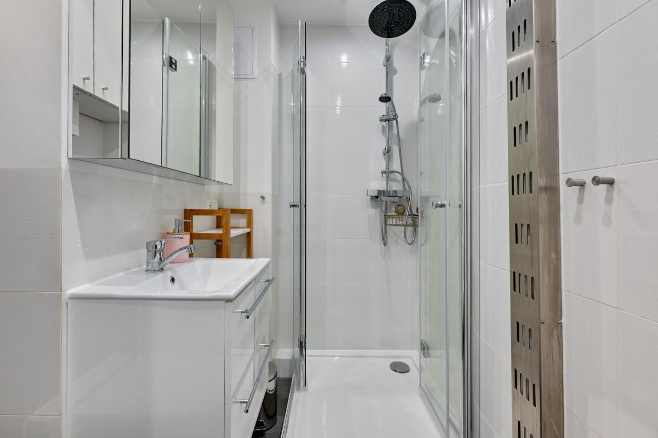 Milton By The Sea - Baltica Apartment